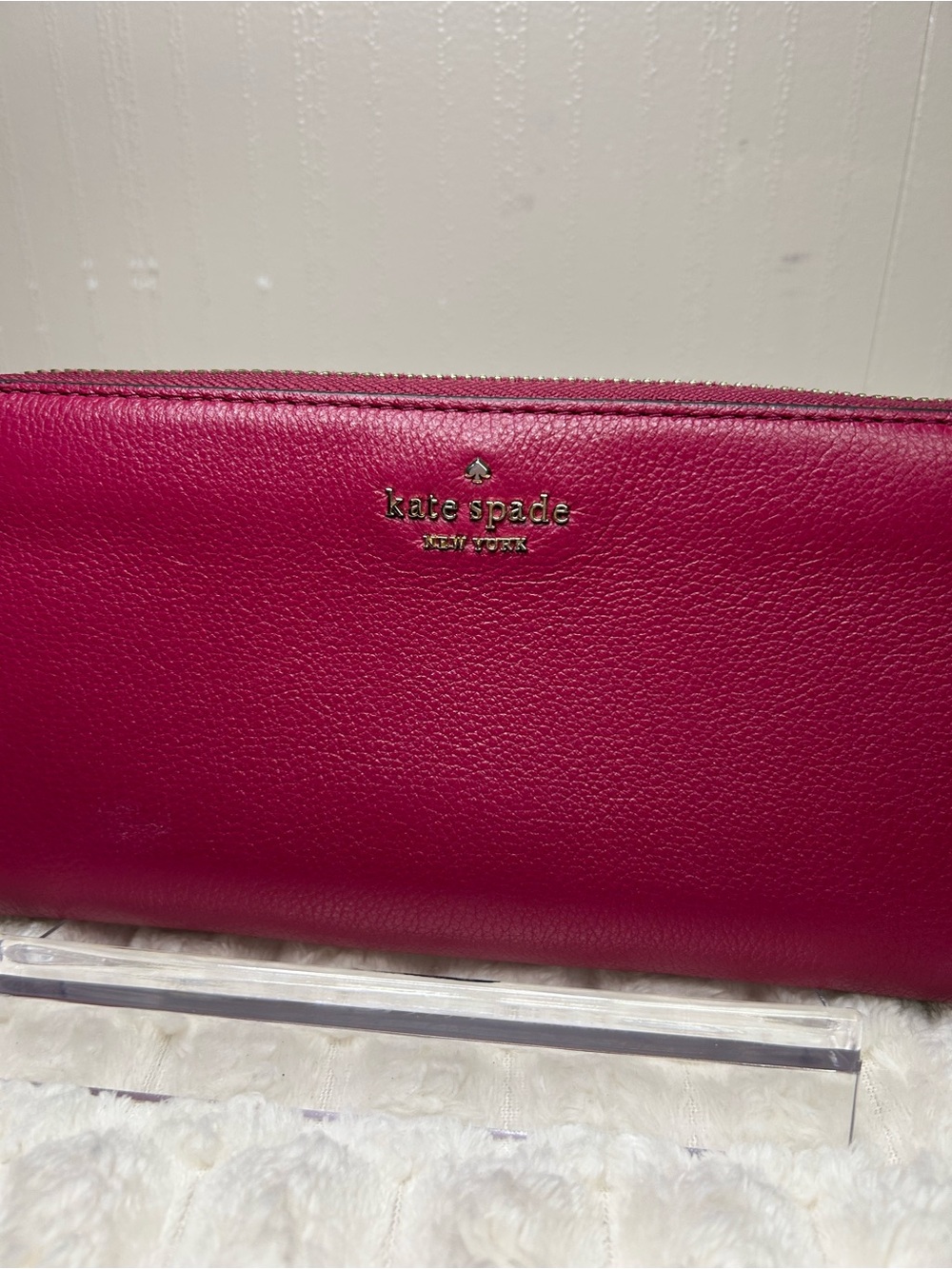 kate spade pebbled leather zip wallet in magenta - Picture 2 of 11